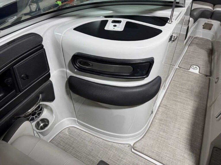 2022 Crownline 255 SS - Arch US-KIS88005H122 [photo 27]